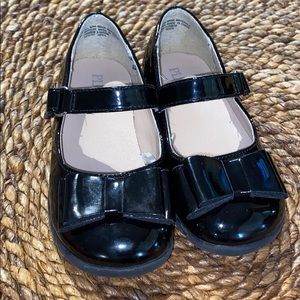 The Children’s Place Patton Leather with a Bow